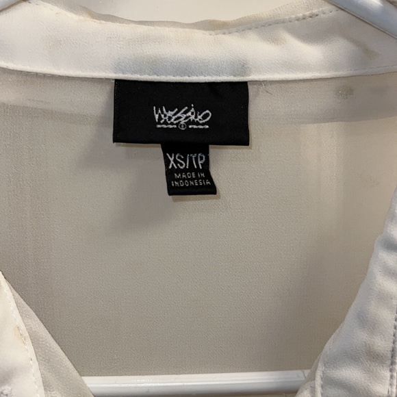 Sheer polka dot button up - Picture 4 of 6